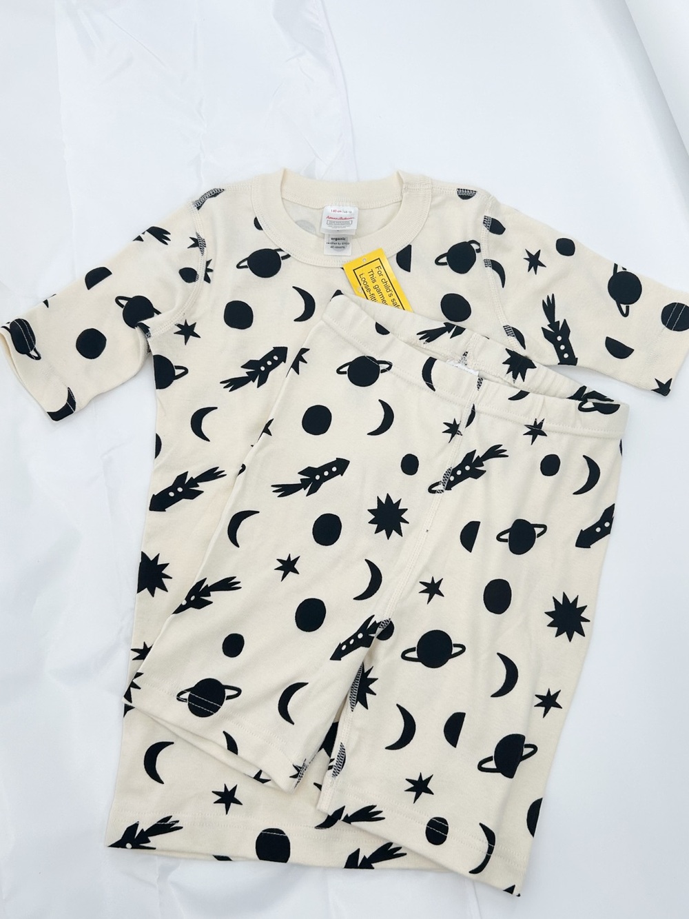 Hanna Andersson Organic Space T-shirt and Short Pajama Set Sz 140 (10)